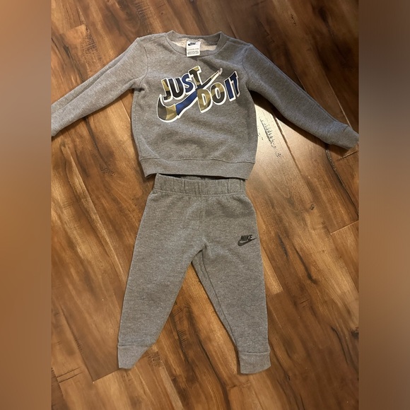 Nike baby matching set 1-2 y - Picture 1 of 3